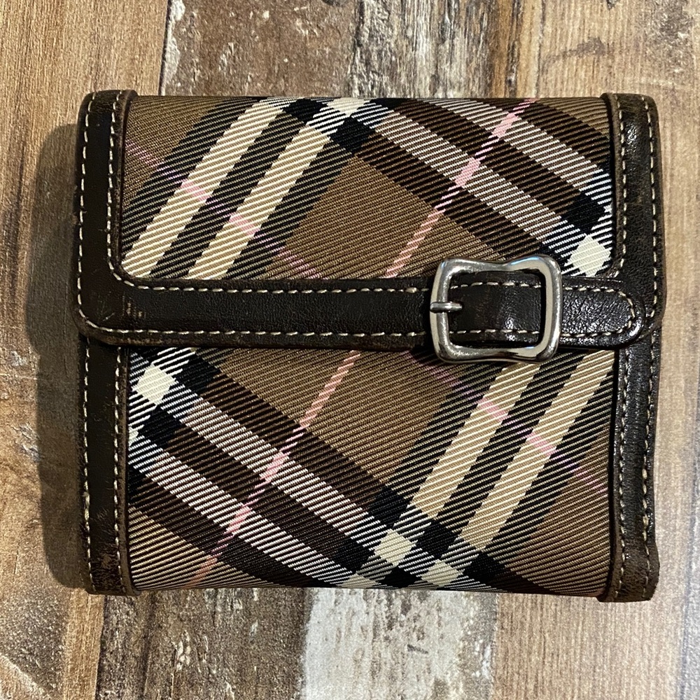 Burberry Compact Wallet with Silver Buckle